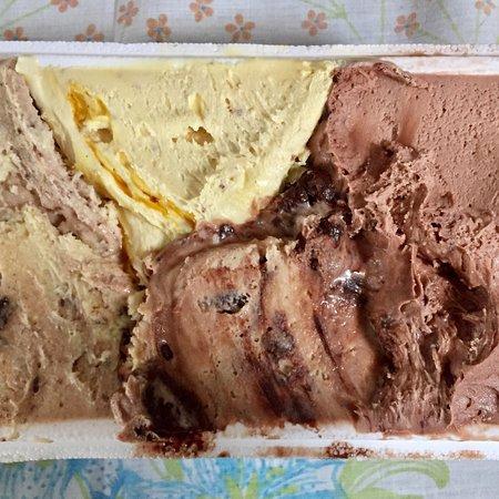 Italiano Gelateria Cioccolateria